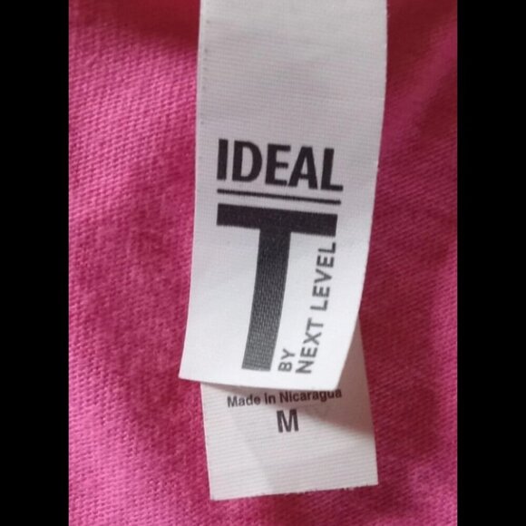 4 PIECE BUNDLE OF WOMENS CLOTHING SIZE MEDIUM. LIKE NEW! EXCELLENT CONDITION! - Picture 2 of 15